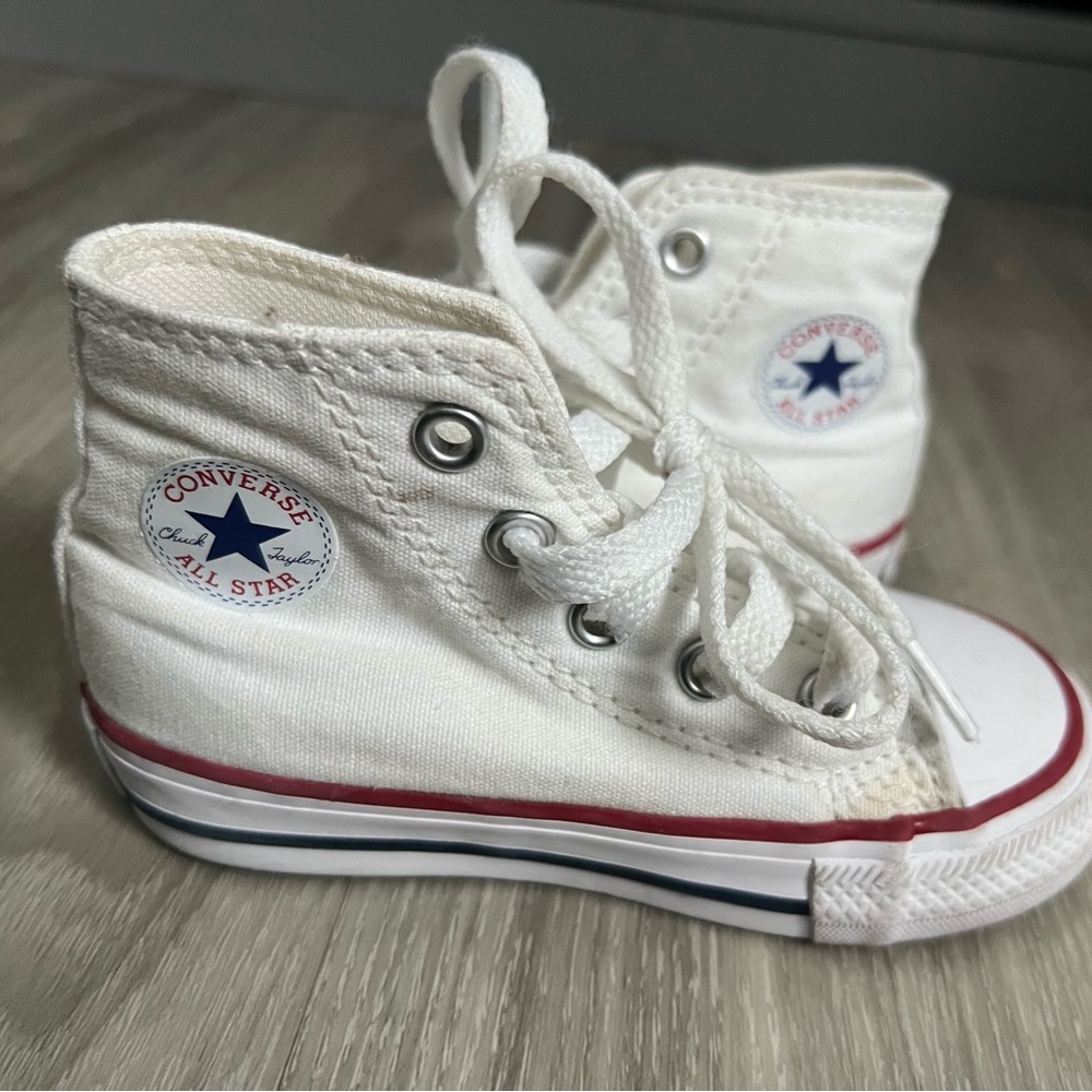Converse high tops TODDLER size 6